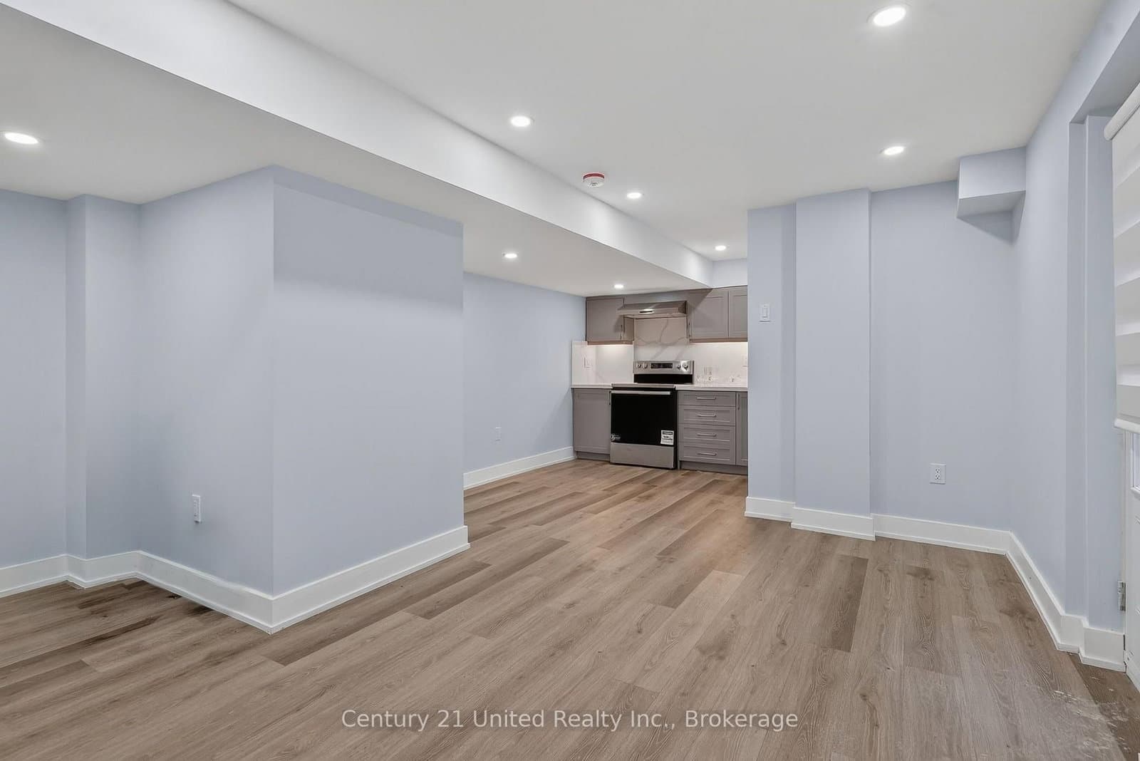 1040 Suddard Avenue, Unit 2 (lower level) thumbnail 9