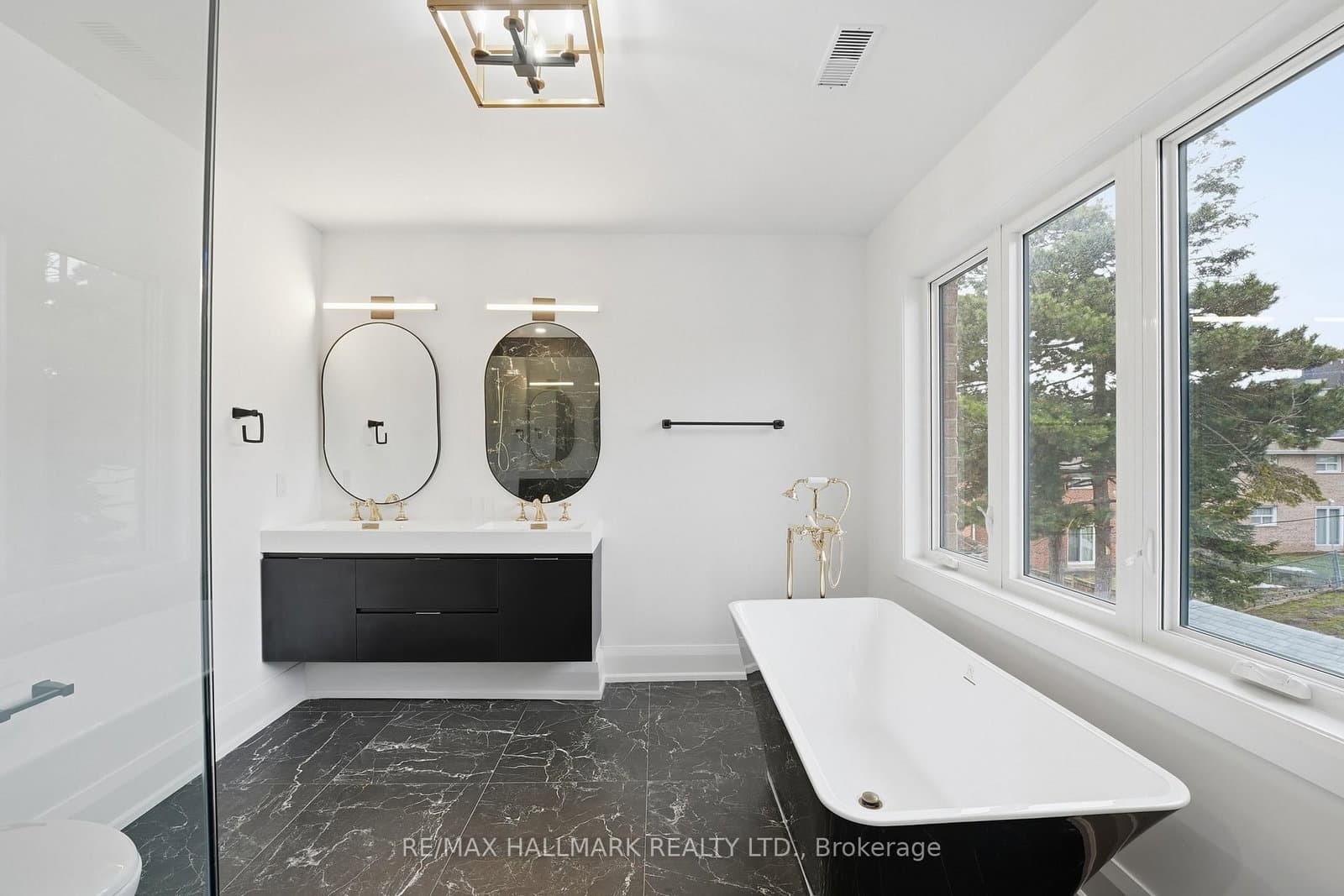 49 Greendowns Drive thumbnail 12