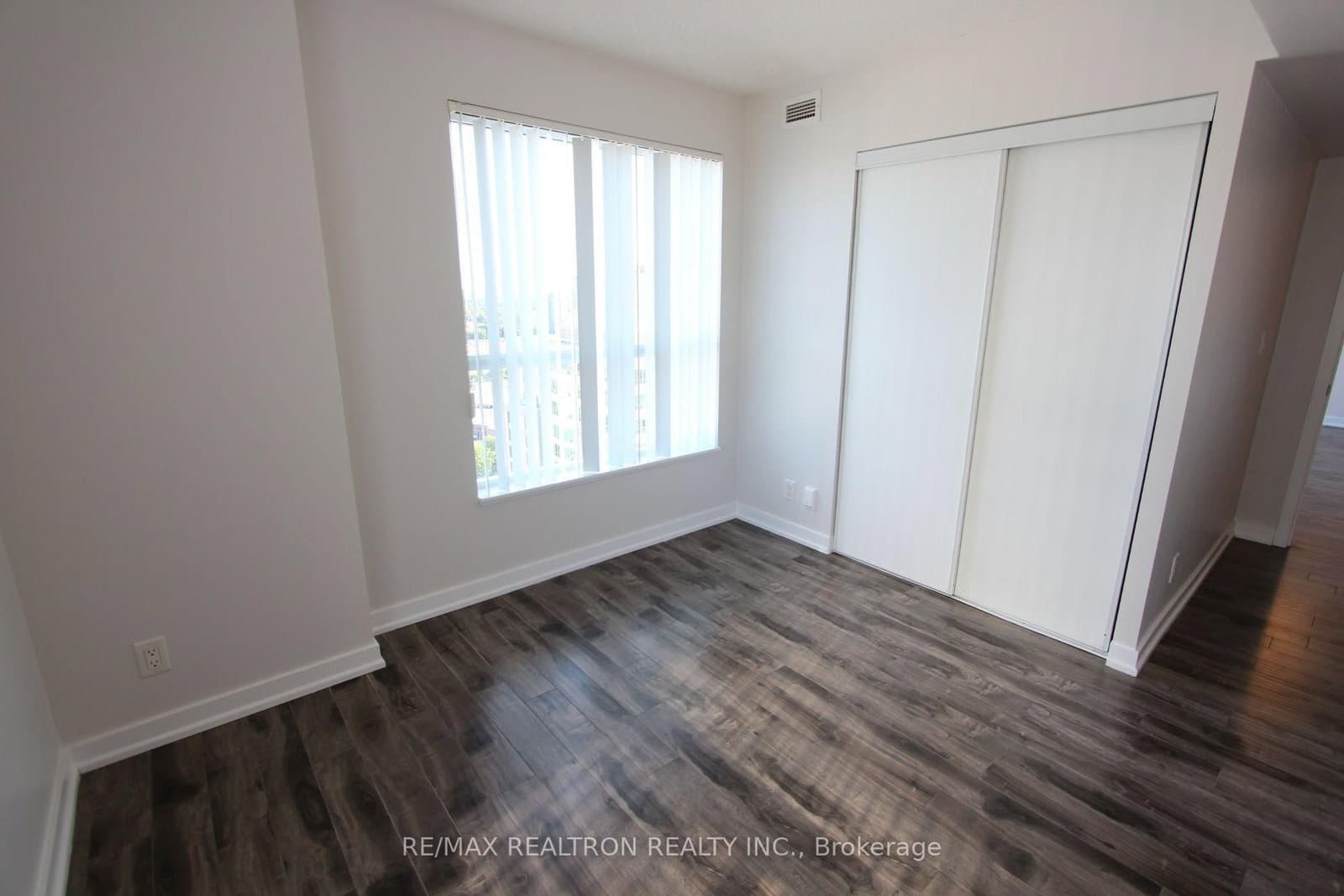 36 Lee Centre Drive, Unit 2906 thumbnail 15