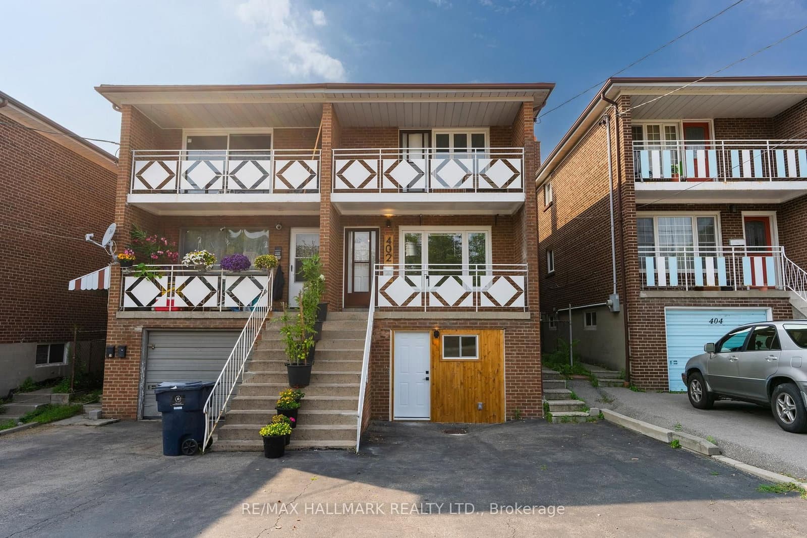 402 Kingston Road, Unit UPPER / 2ND - Image 1