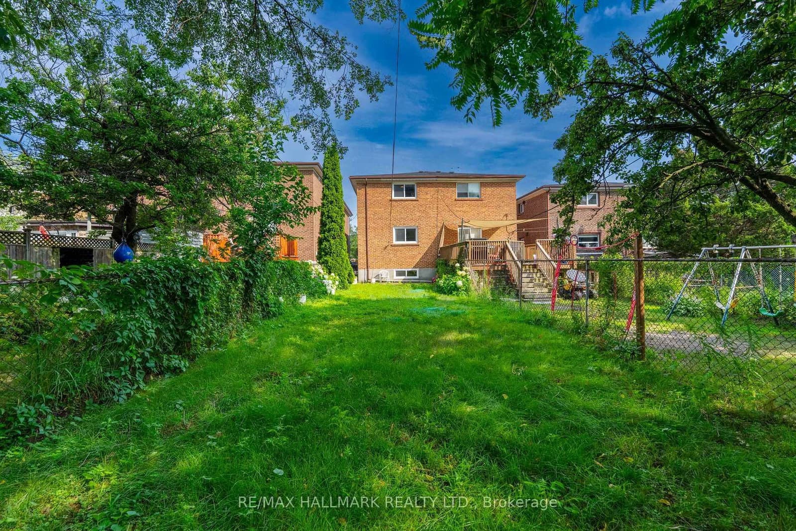 402 Kingston Road, Unit UPPER / 2ND thumbnail 29