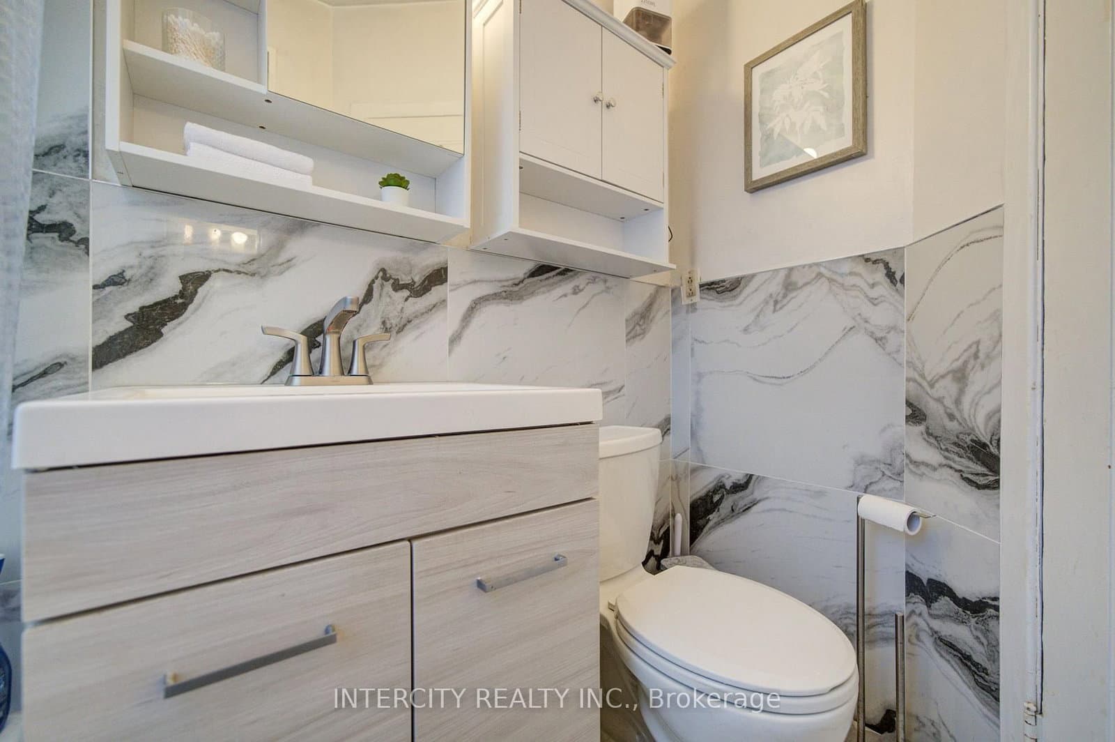 256 Blantyre Avenue thumbnail 16