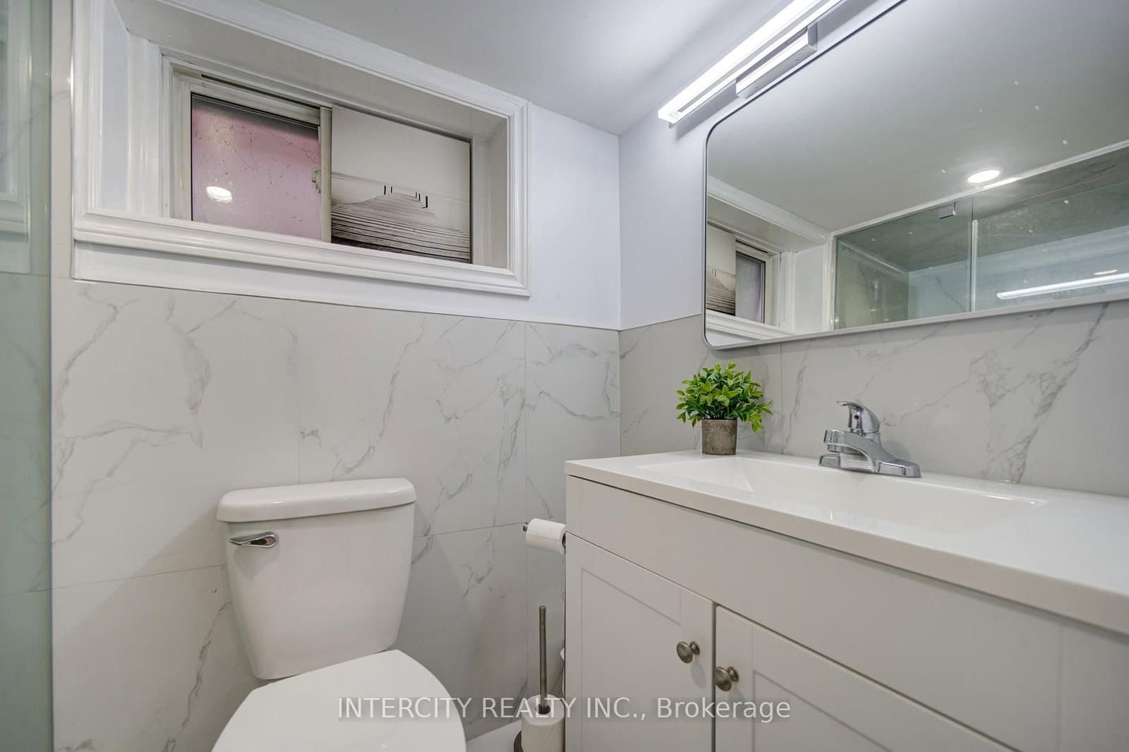 256 Blantyre Avenue thumbnail 29