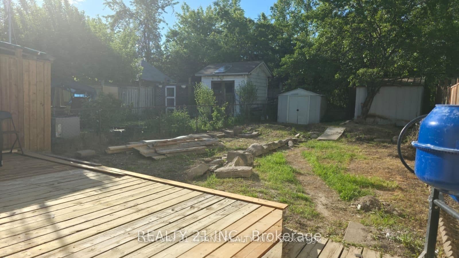 8 Mack Avenue thumbnail 29