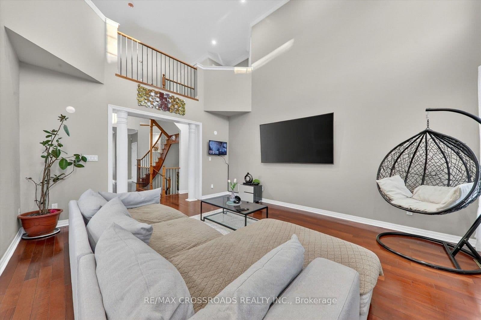 1626 Chilliwack Street thumbnail 11