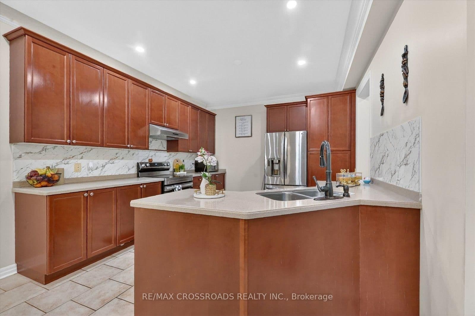 1626 Chilliwack Street thumbnail 13