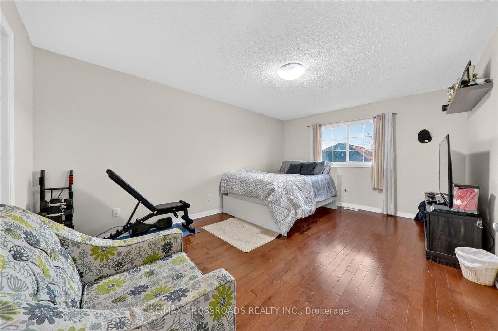 1626 Chilliwack Street thumbnail 25