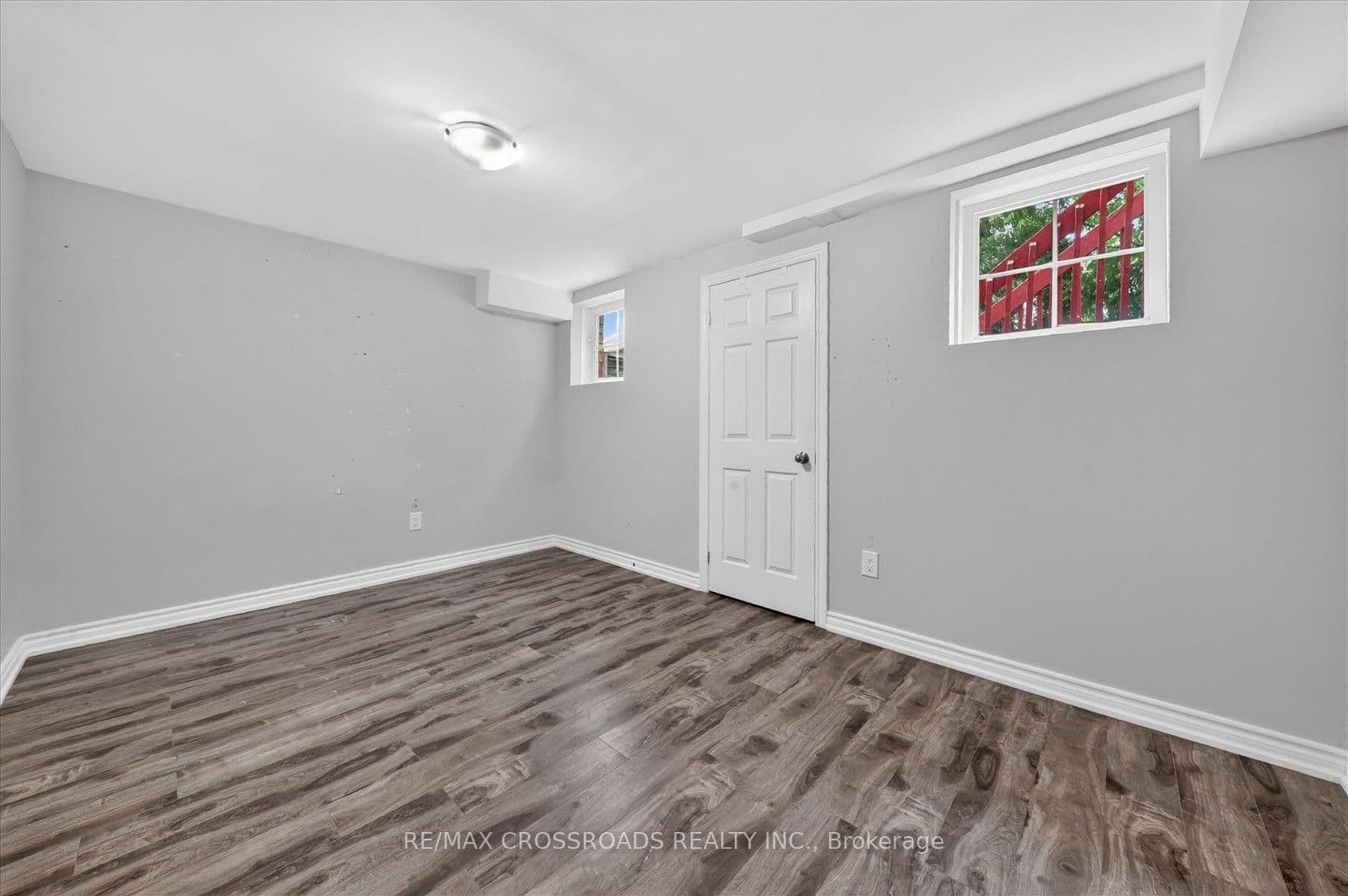 1626 Chilliwack Street thumbnail 36