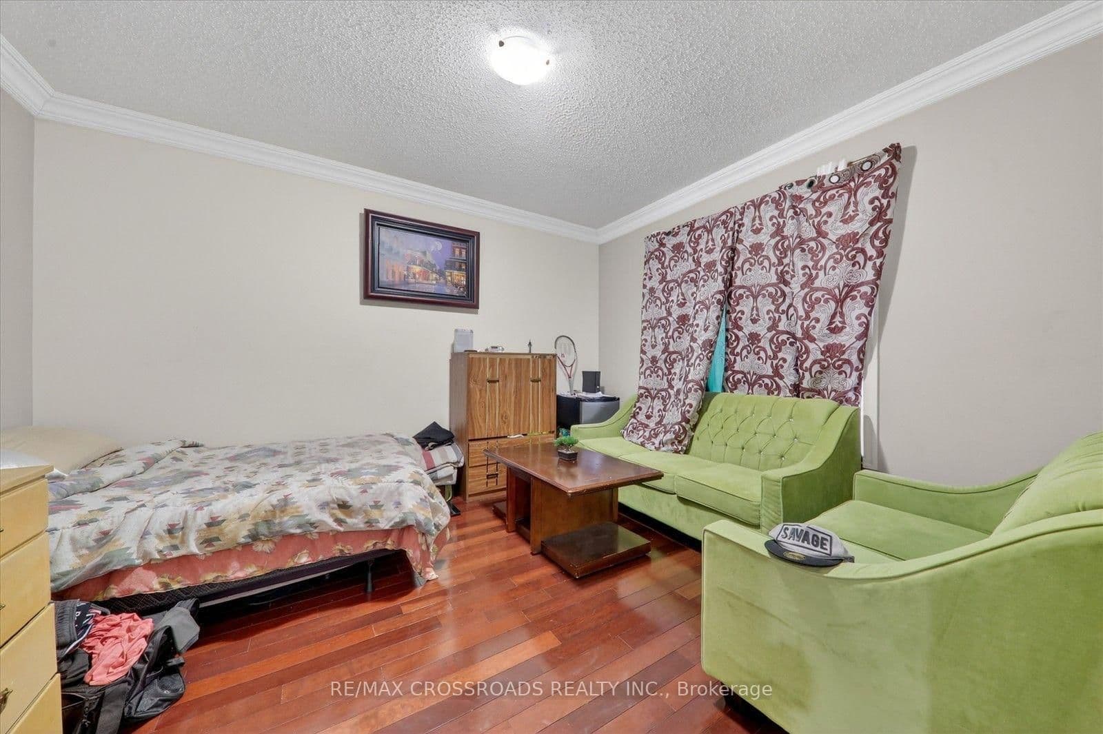 1626 Chilliwack Street thumbnail 5