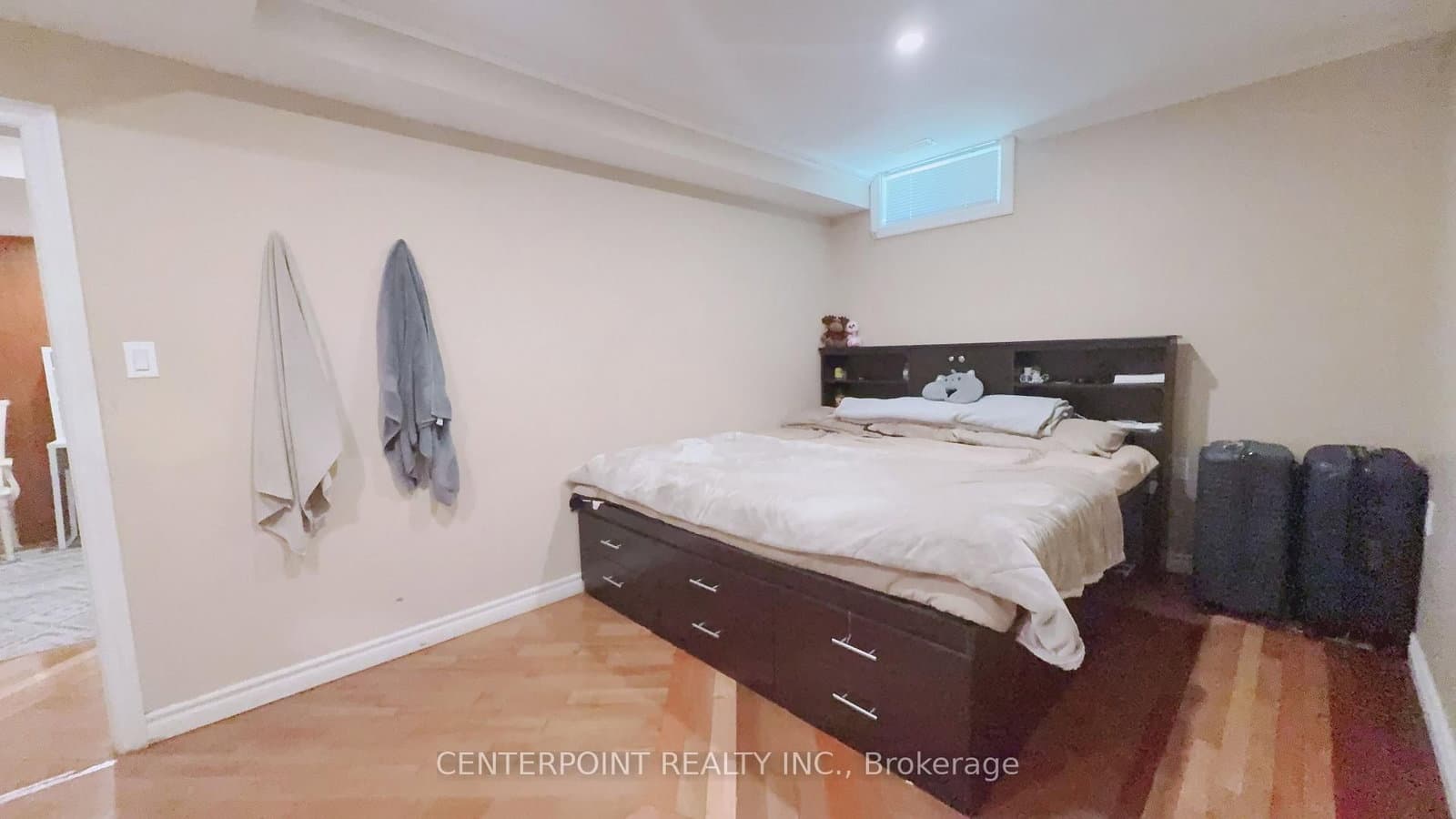 724 Hillcrest Road thumbnail 6