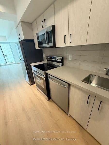 3421 Sheppard Avenue, Unit 201 thumbnail 3
