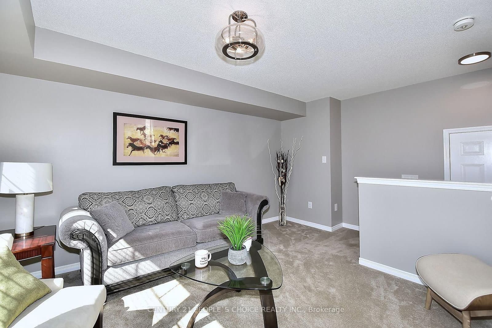 13 Devineridge Avenue thumbnail 4