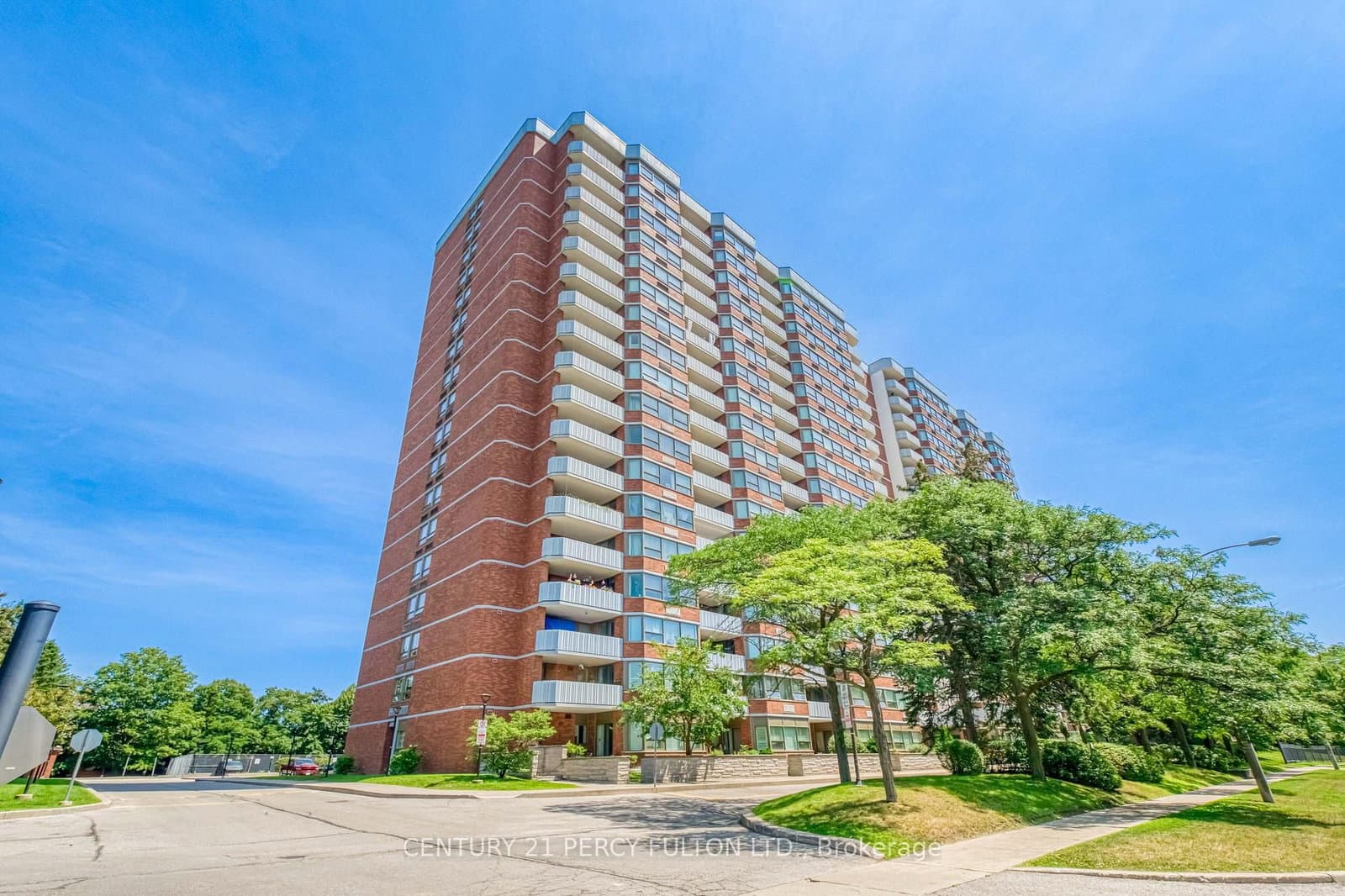 121 Ling Road, Unit 1802 thumbnail 2