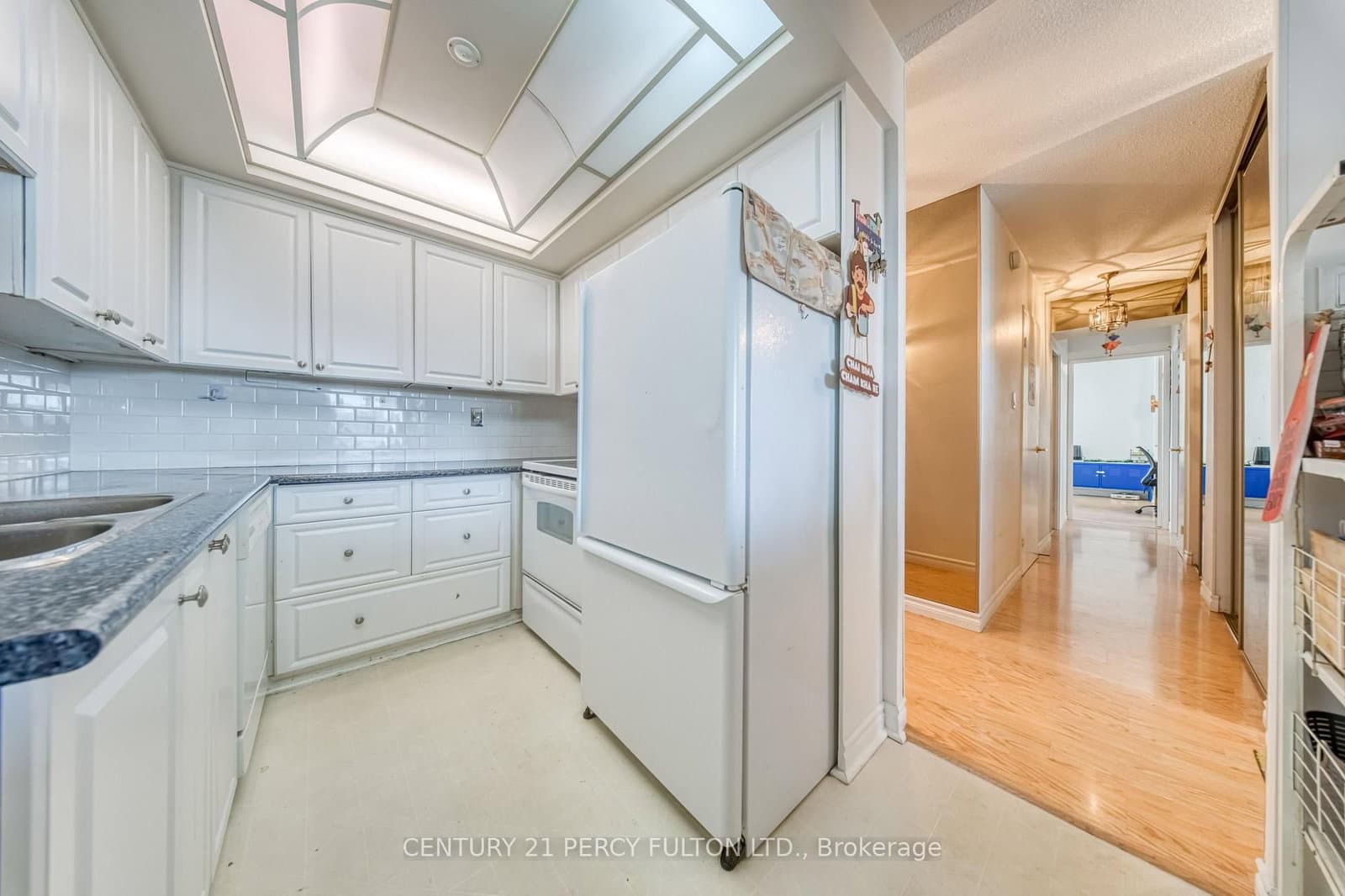 121 Ling Road, Unit 1802 thumbnail 7