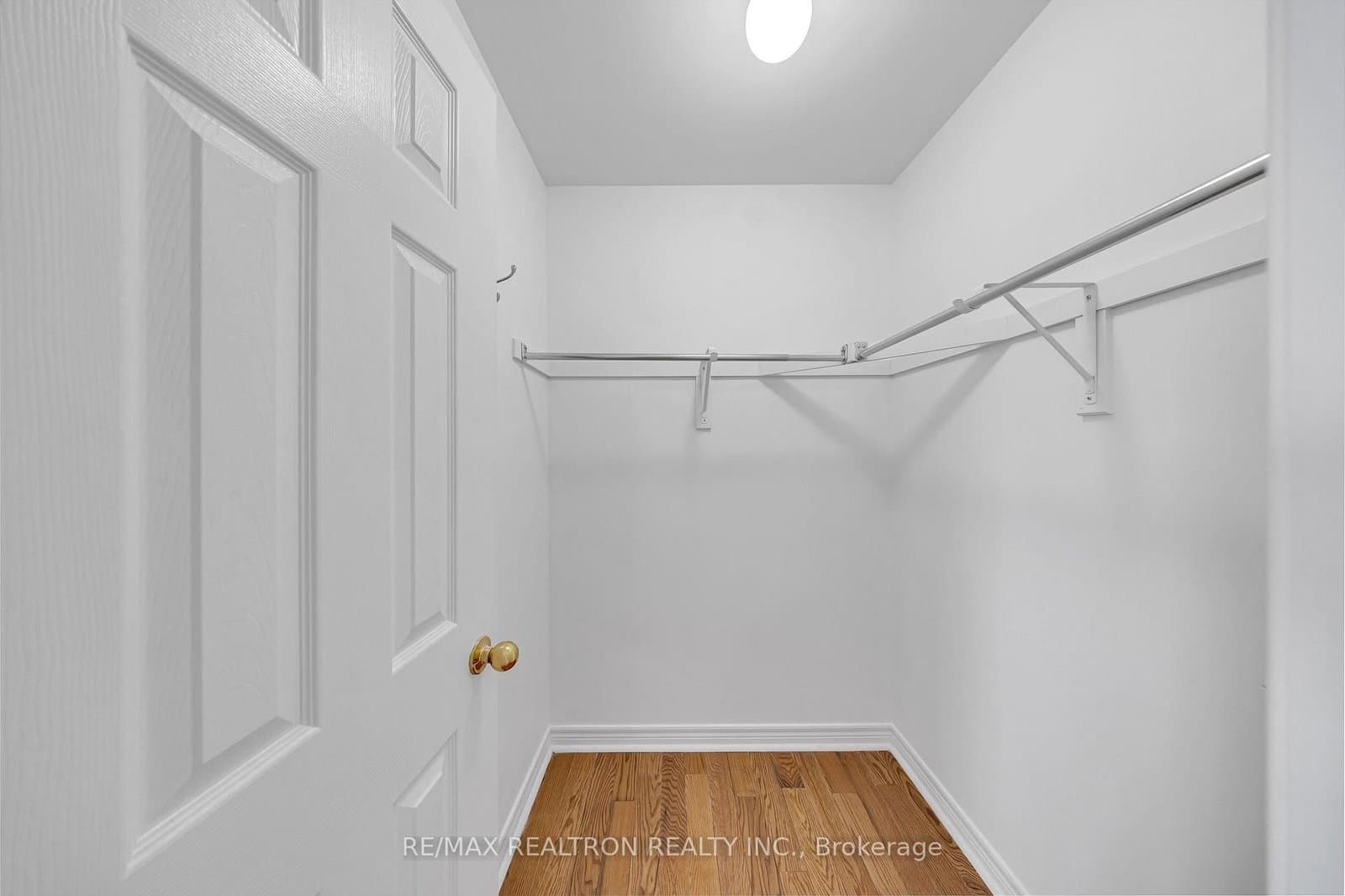 138 Angus Drive thumbnail 24
