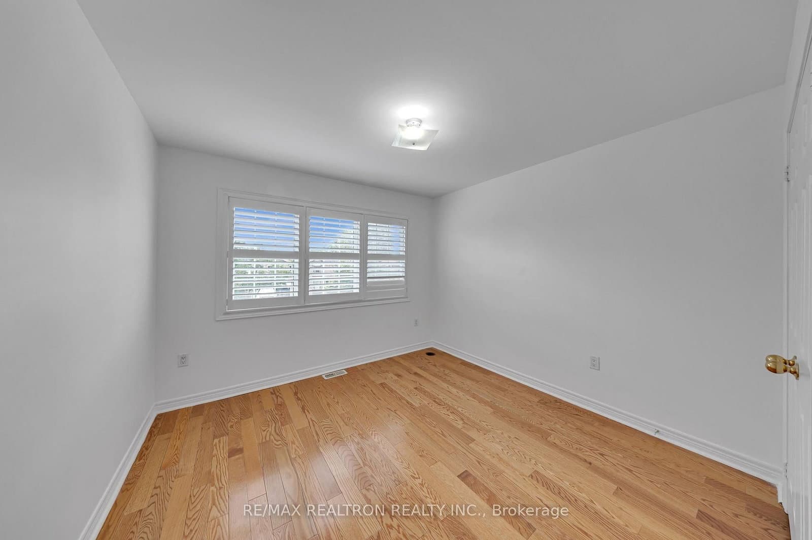 138 Angus Drive thumbnail 28
