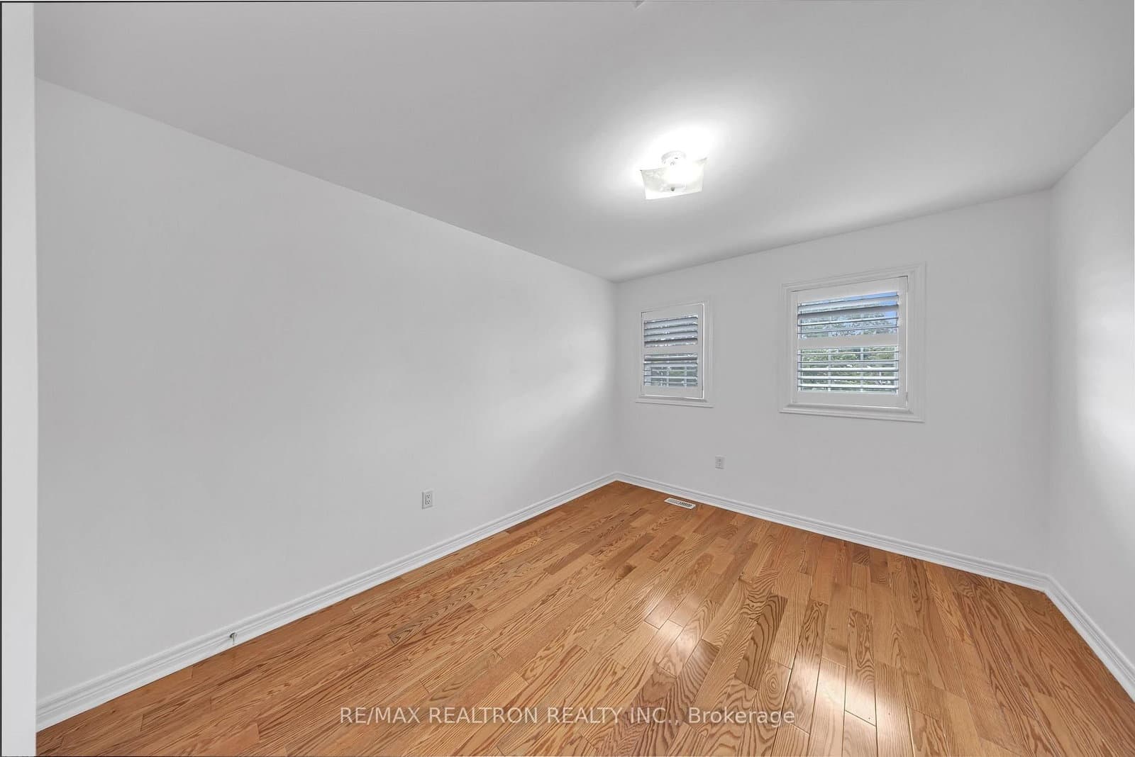 138 Angus Drive thumbnail 29