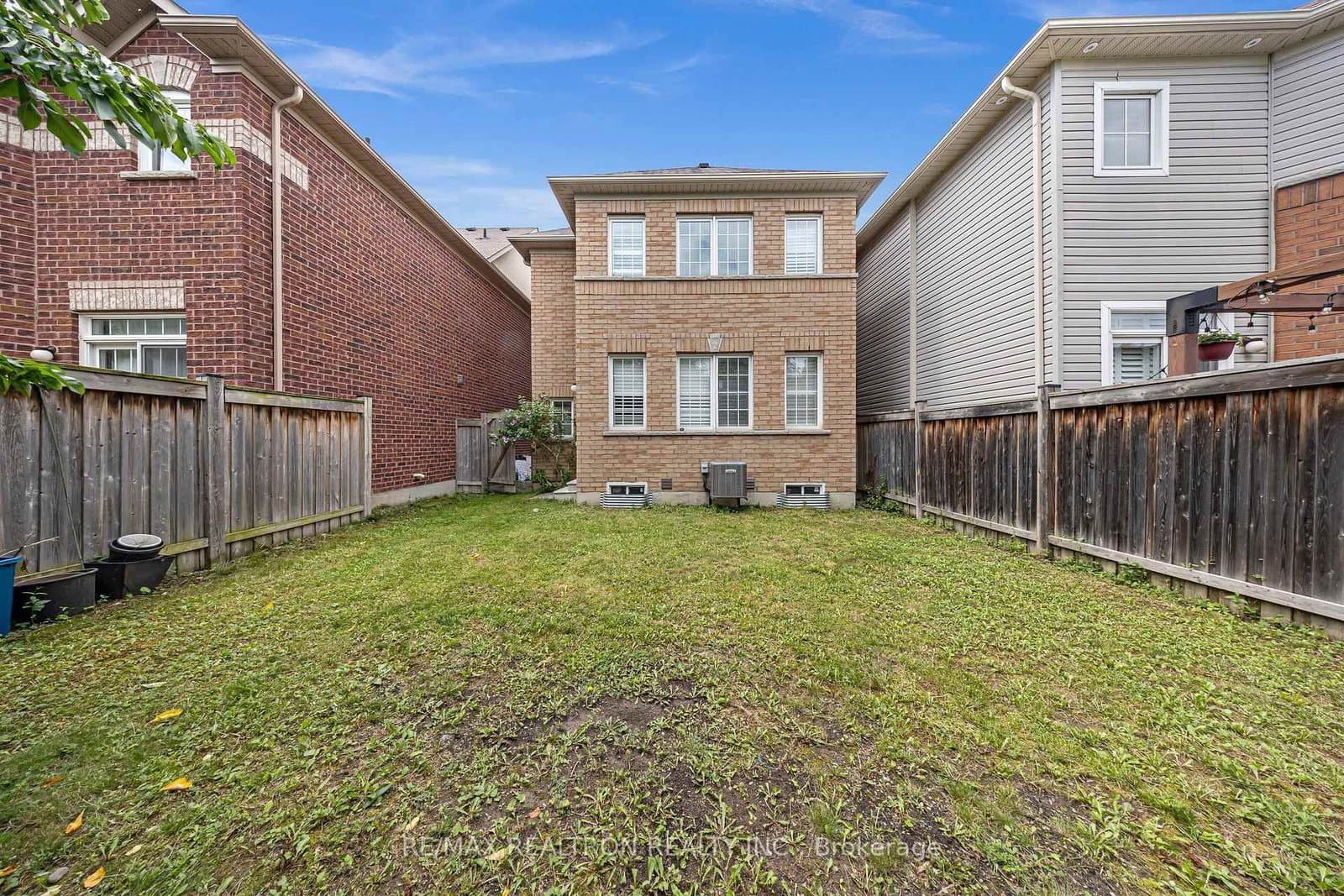 138 Angus Drive thumbnail 34