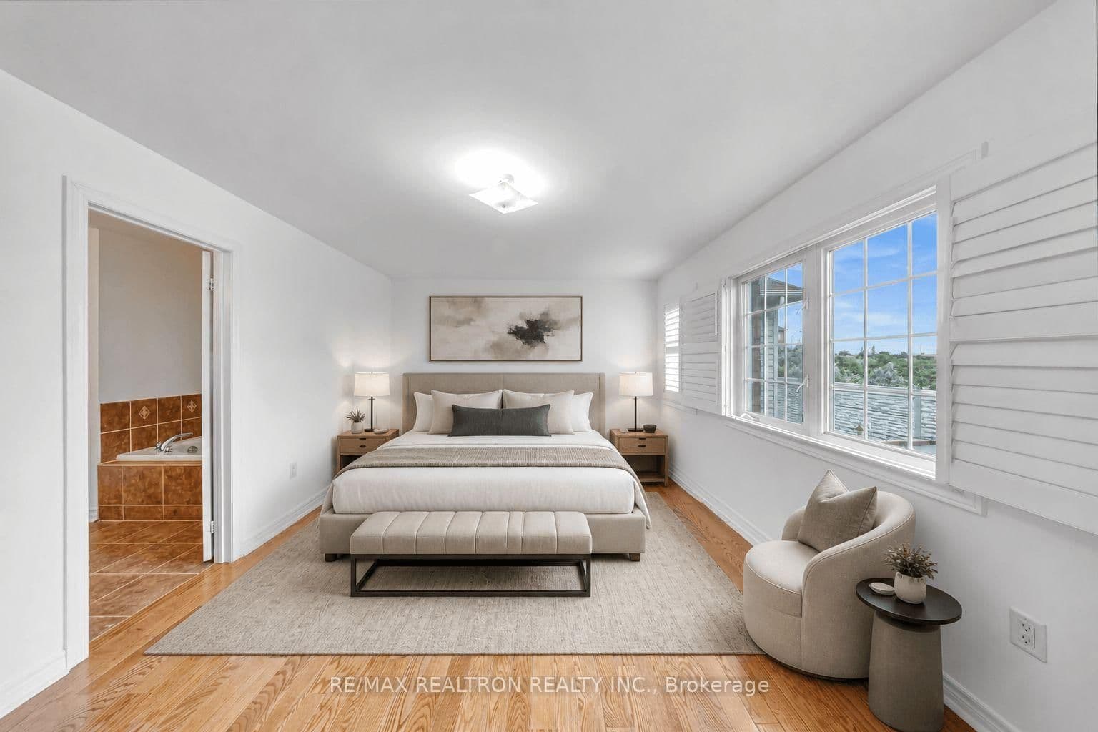 138 Angus Drive thumbnail 4