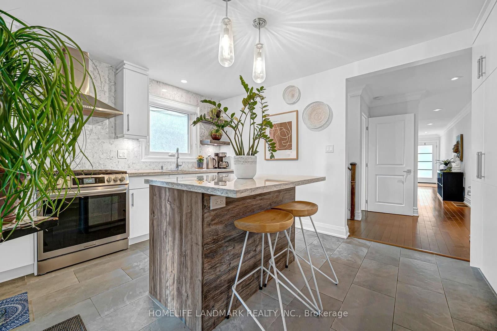 15 Denton Avenue thumbnail 18