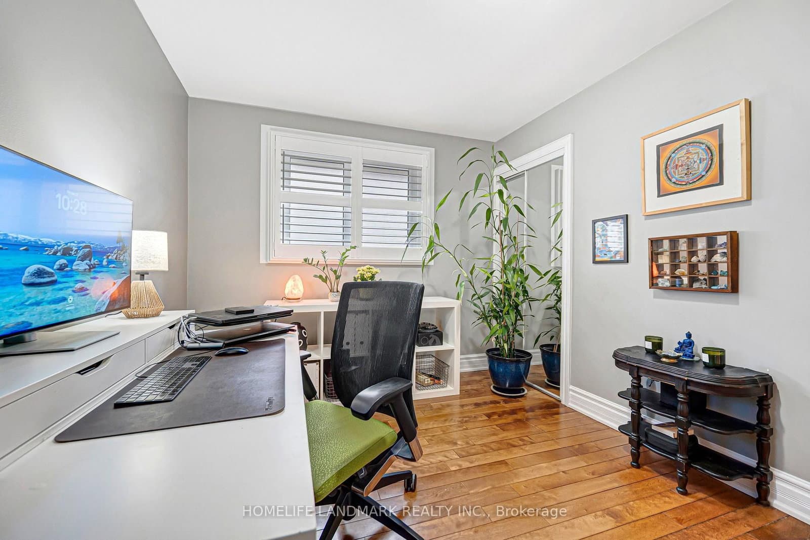 15 Denton Avenue thumbnail 28