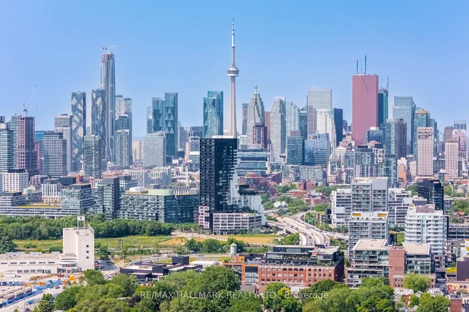 246 Logan Avenue, Unit 518 thumbnail 29