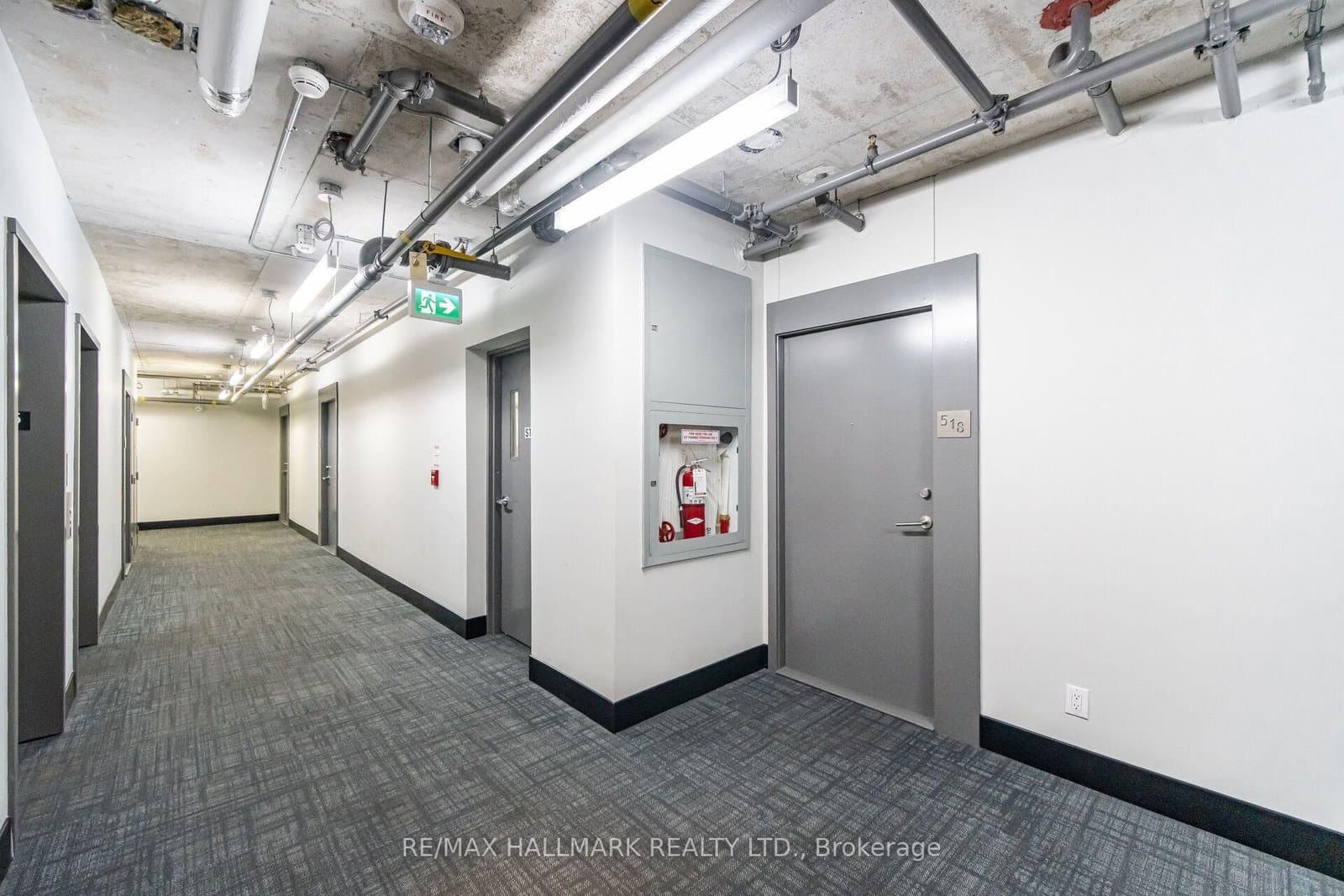 246 Logan Avenue, Unit 518 thumbnail 6