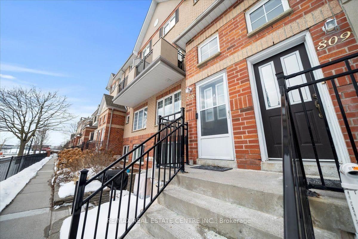1400 The Esplanade N, Unit 808 thumbnail 5