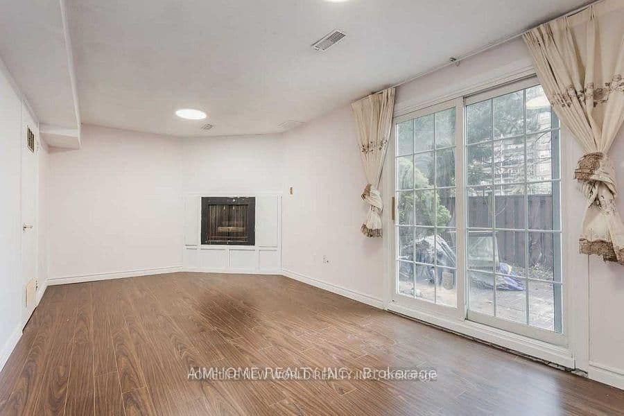 30 Chichester Place, Unit 3 thumbnail 5