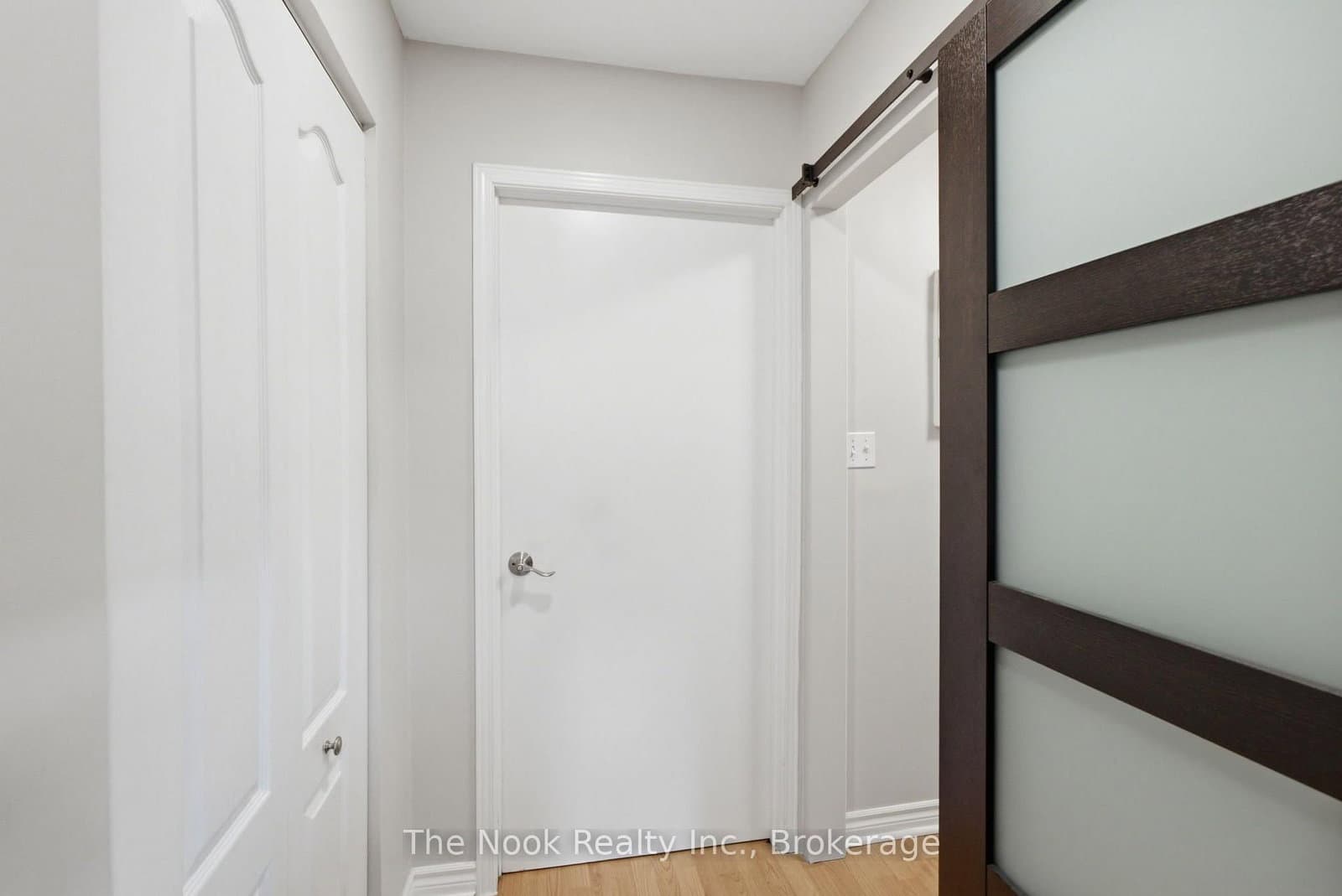 540 Mary Street E, Unit 1-3 thumbnail 29