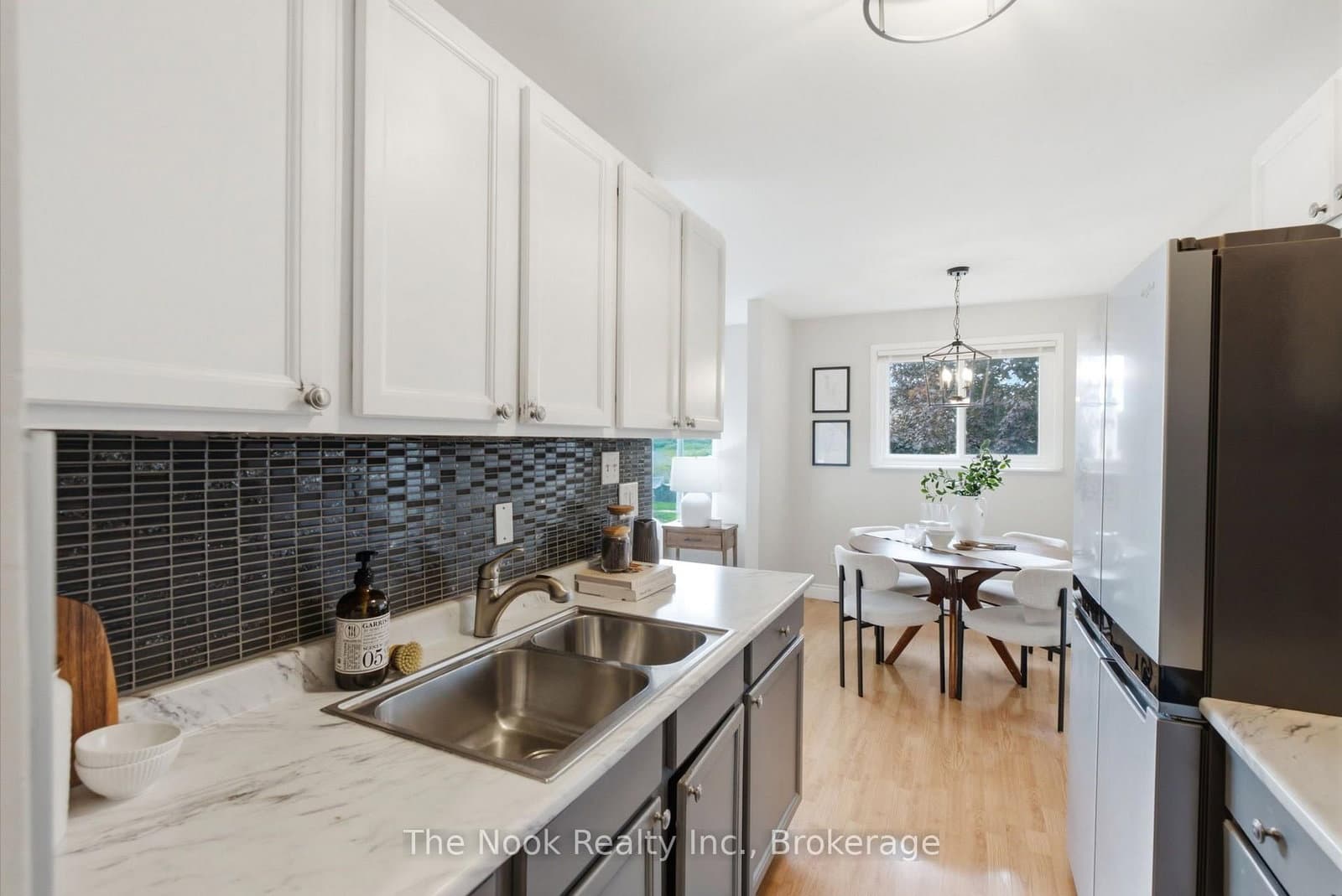 540 Mary Street E, Unit 1-3 thumbnail 8