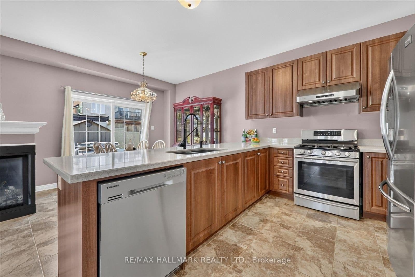 824 Black Cherry Drive thumbnail 21