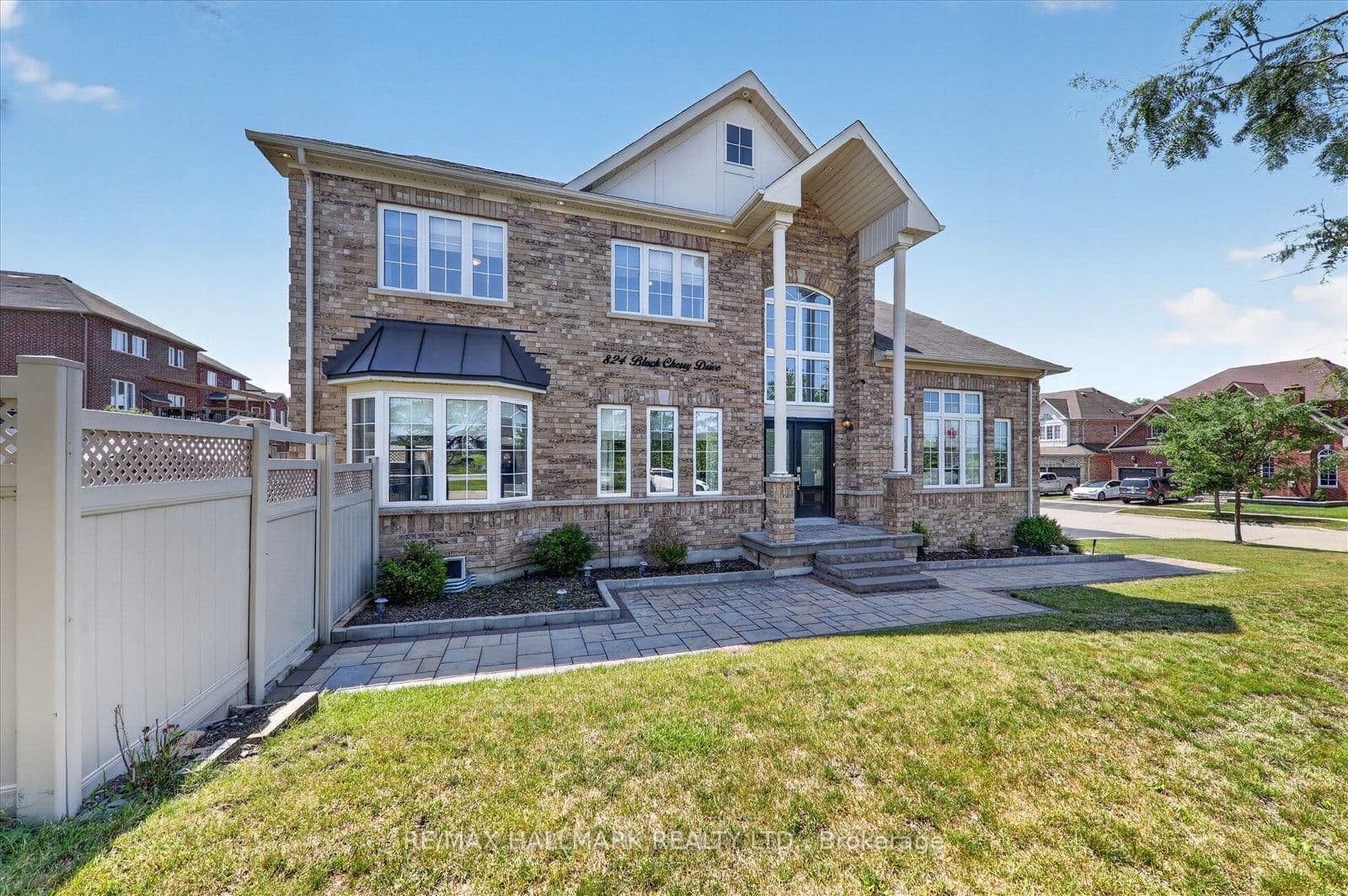 824 Black Cherry Drive thumbnail 4