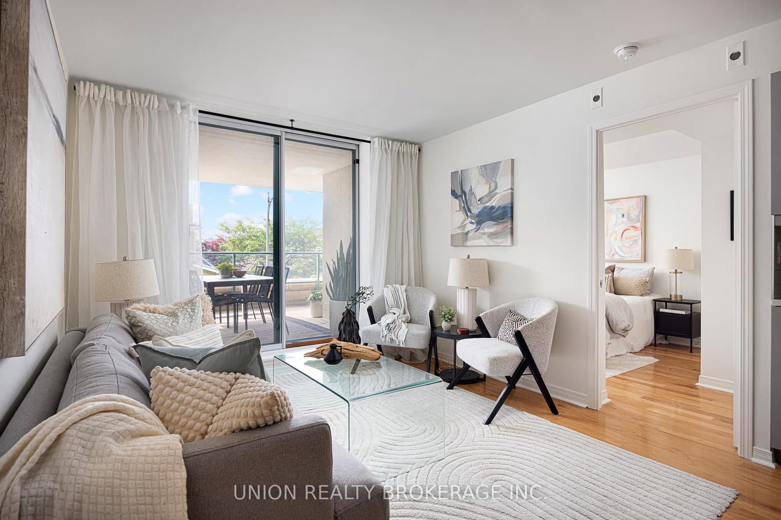 1765 Queen Street E, Unit 213 thumbnail 5