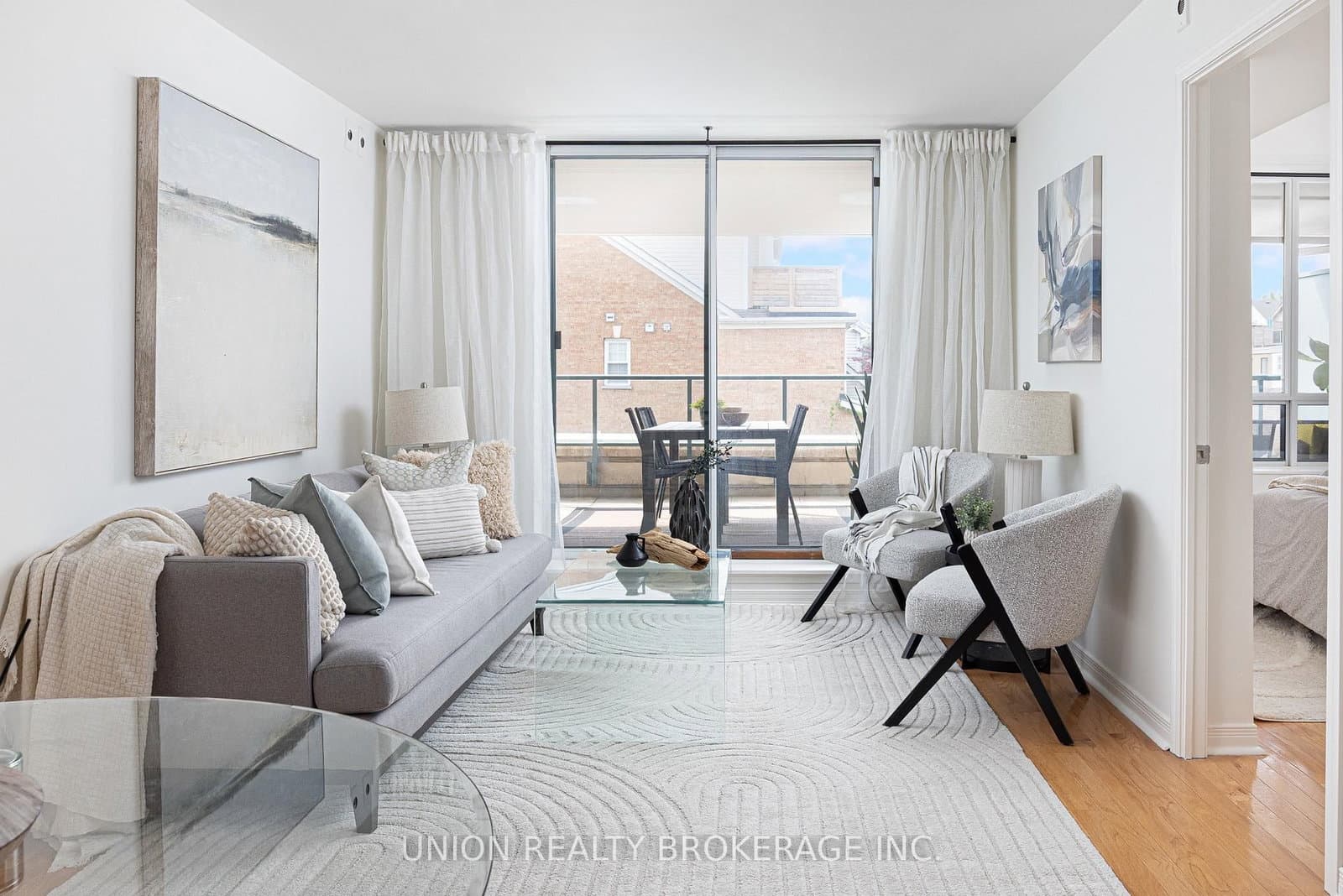1765 Queen Street E, Unit 213 thumbnail 6