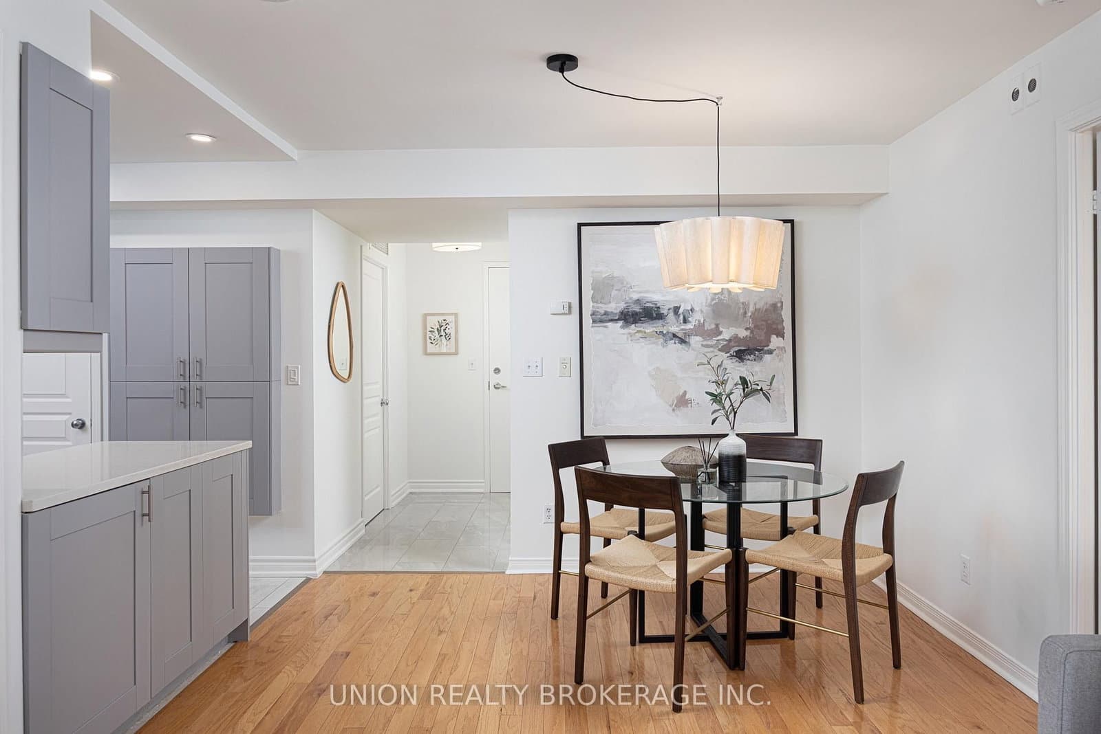 1765 Queen Street E, Unit 213 thumbnail 9