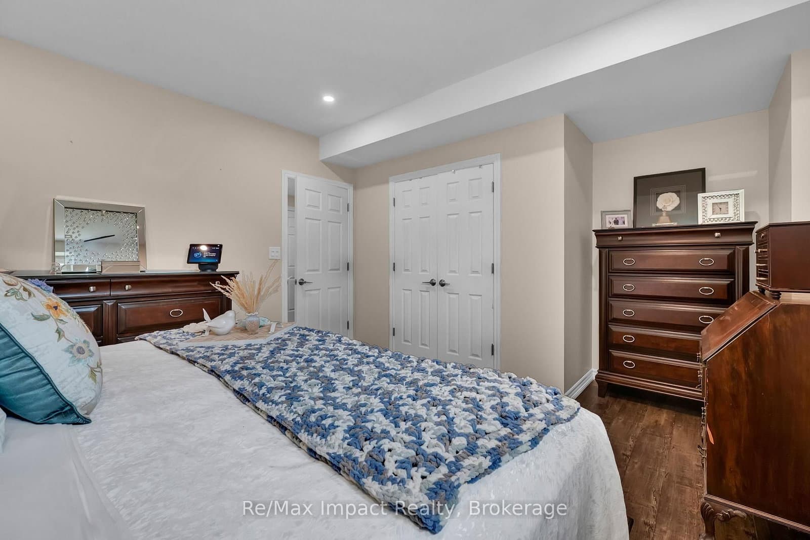 14A Hunt Street thumbnail 30