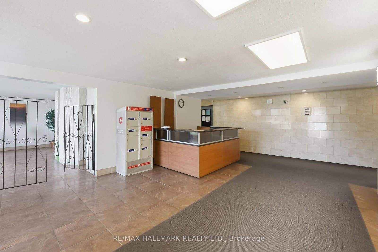 180 Markham Road, Unit 503 thumbnail 21