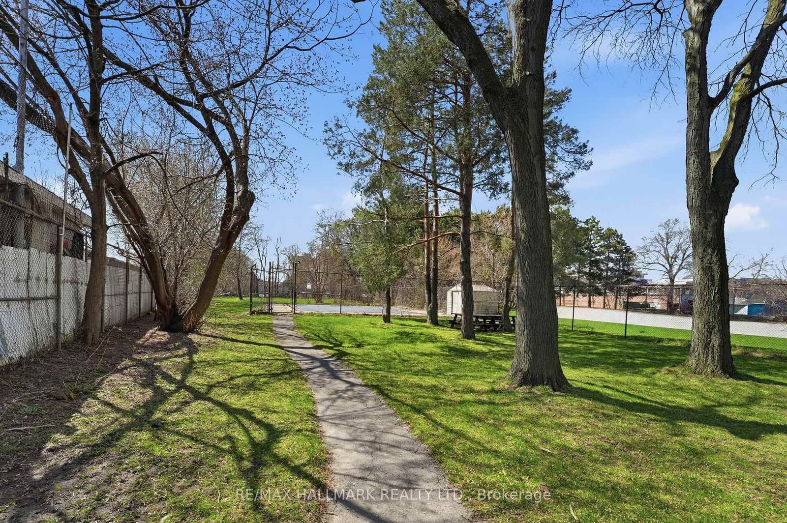 180 Markham Road, Unit 503 thumbnail 27