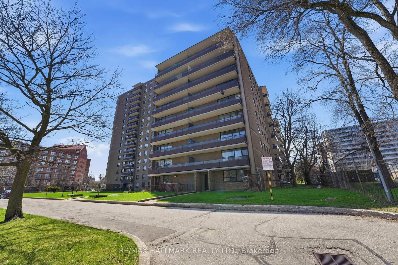 180 Markham Road, Unit 503 thumbnail 30