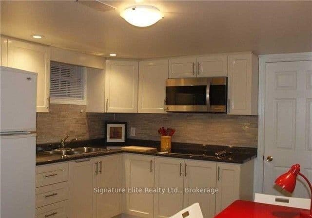230 Clonmore Drive, Unit Lower thumbnail 6