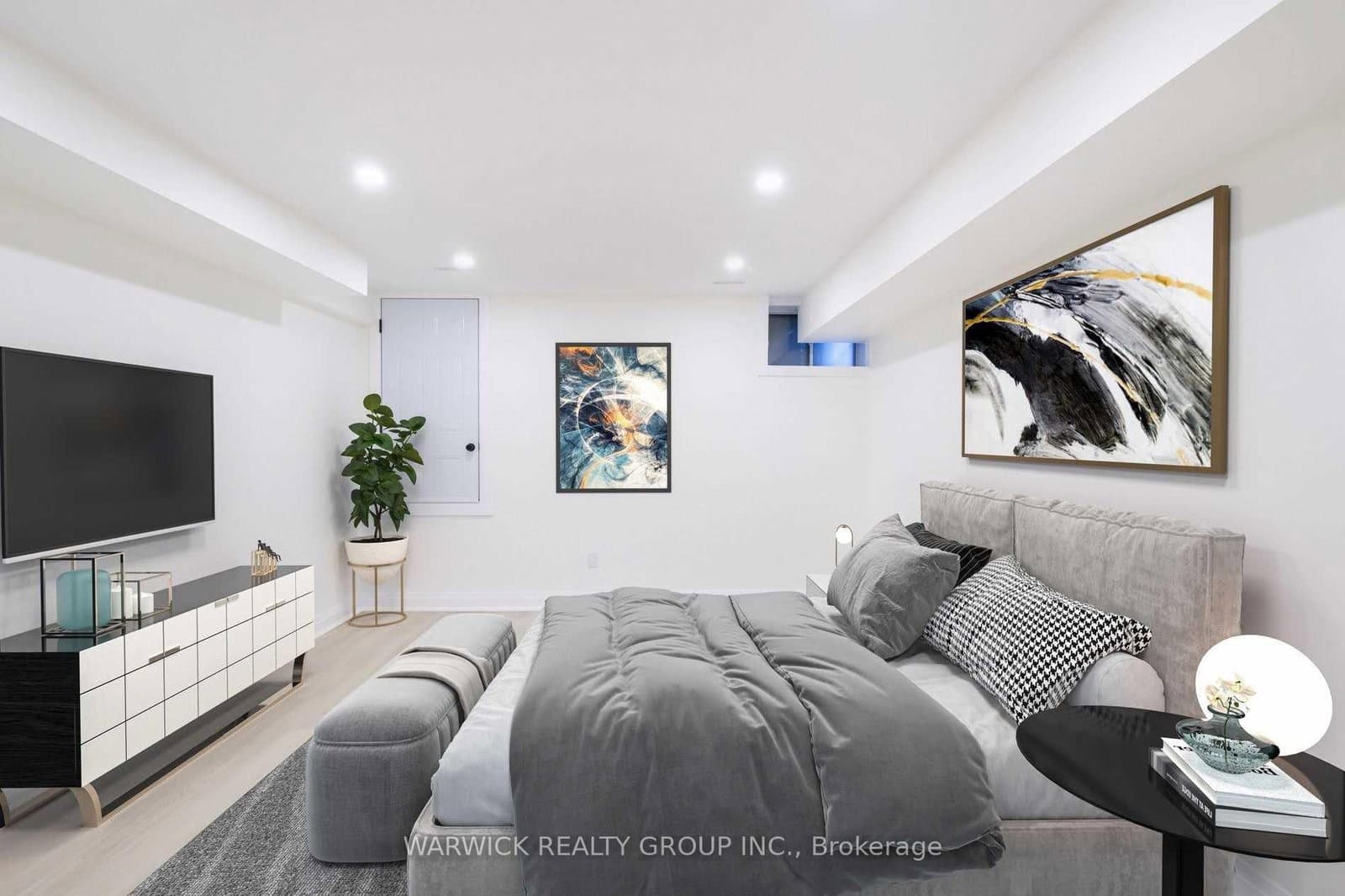 57 Bertmount Avenue, Unit Lower thumbnail 22