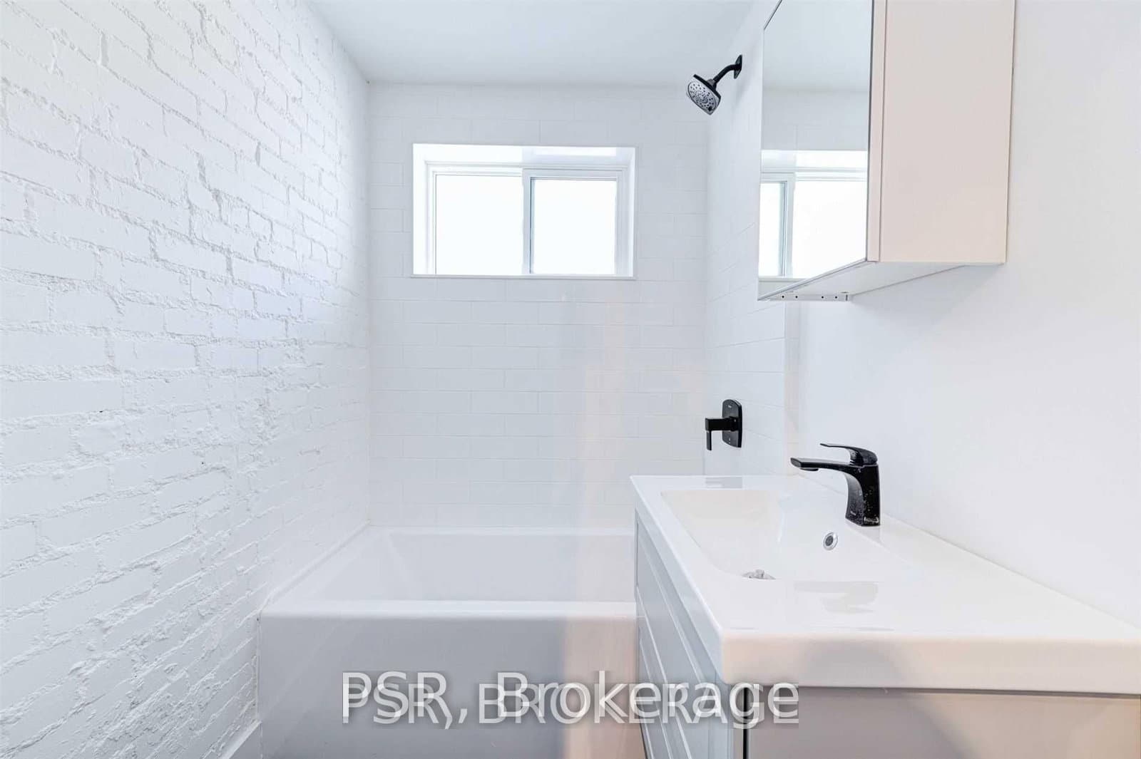 87 Hammersmith Avenue, Unit Main thumbnail 7