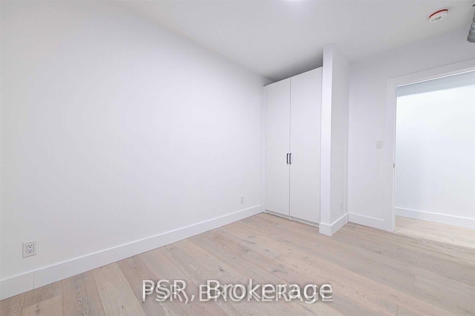 87 Hammersmith Avenue, Unit Main thumbnail 9