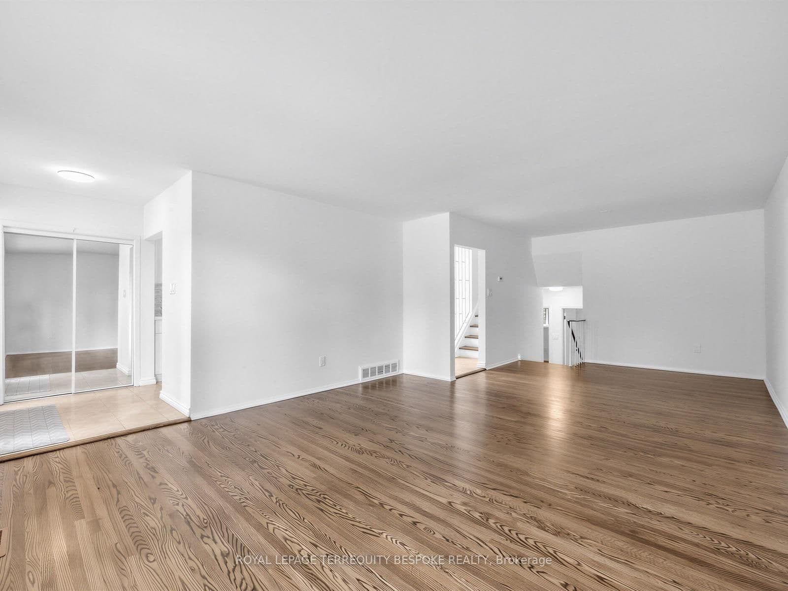9 Midcroft Drive thumbnail 10