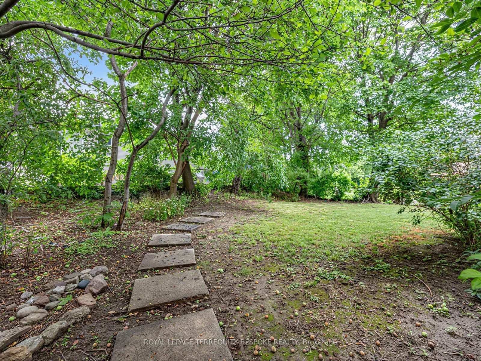 9 Midcroft Drive thumbnail 41