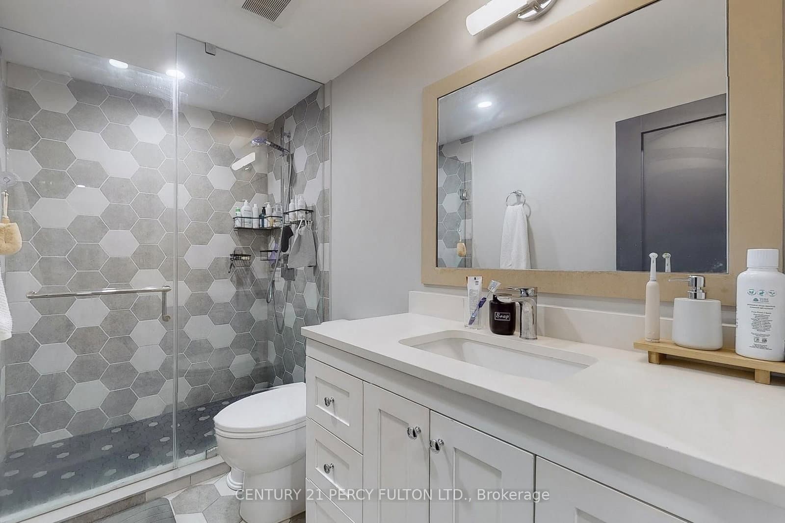 84 Wiley Avenue, Unit lower level thumbnail 13
