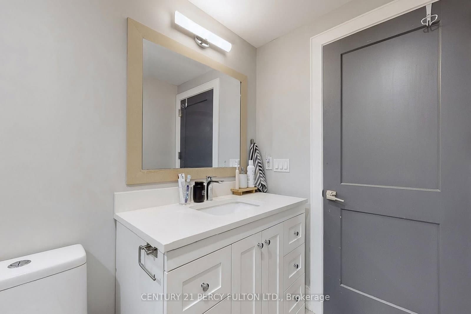 84 Wiley Avenue, Unit lower level thumbnail 14