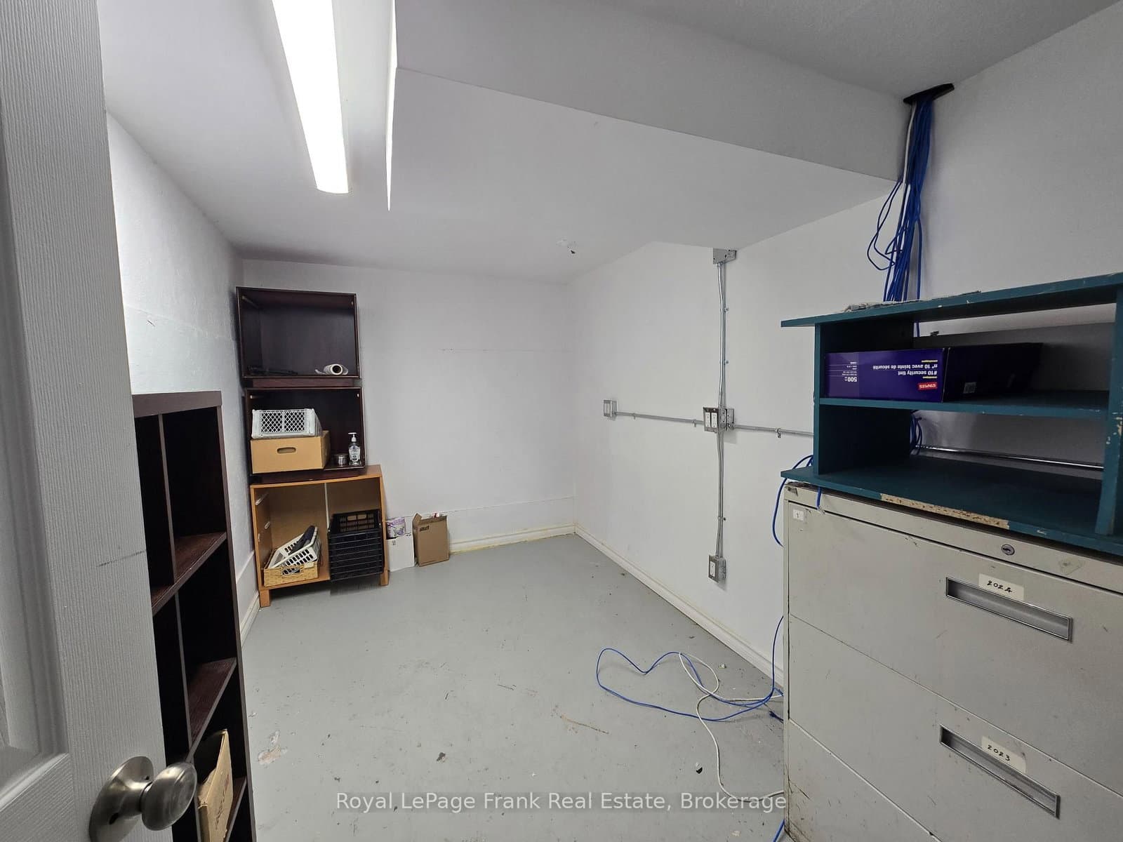 37 King Street E, Unit A thumbnail 7