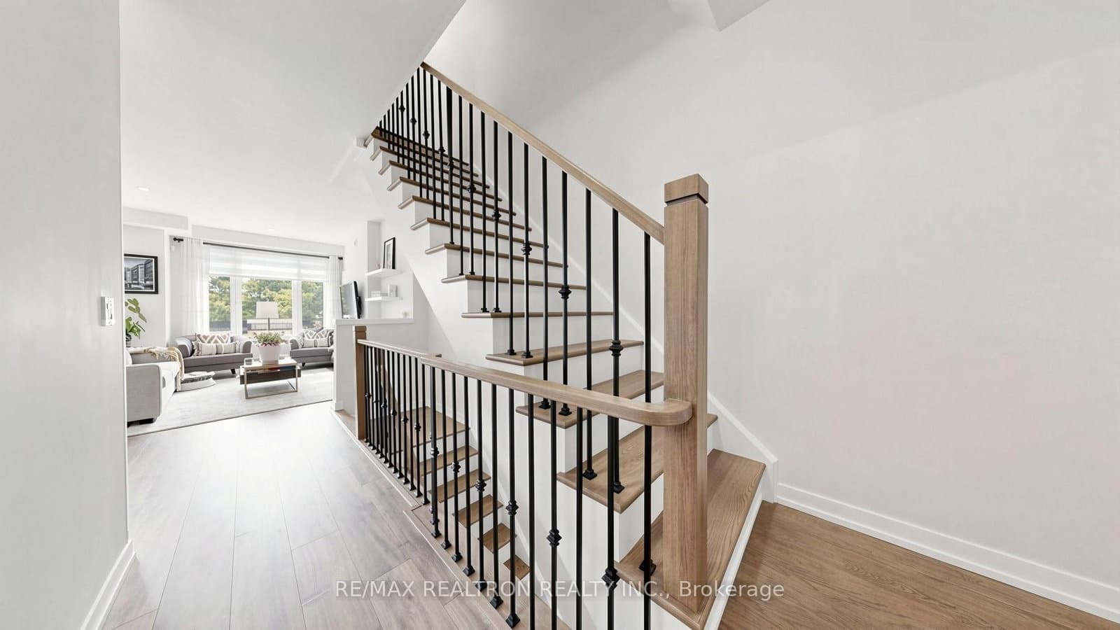 1956 Altona Road, Unit 19 thumbnail 15